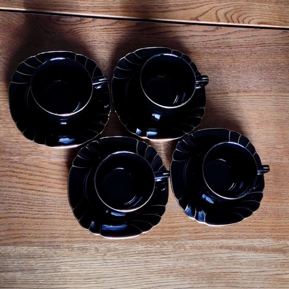 Wave Golden Black Gallery Collections by Ranmaru Teacup and Saucer (4) - Picture 3 of 13